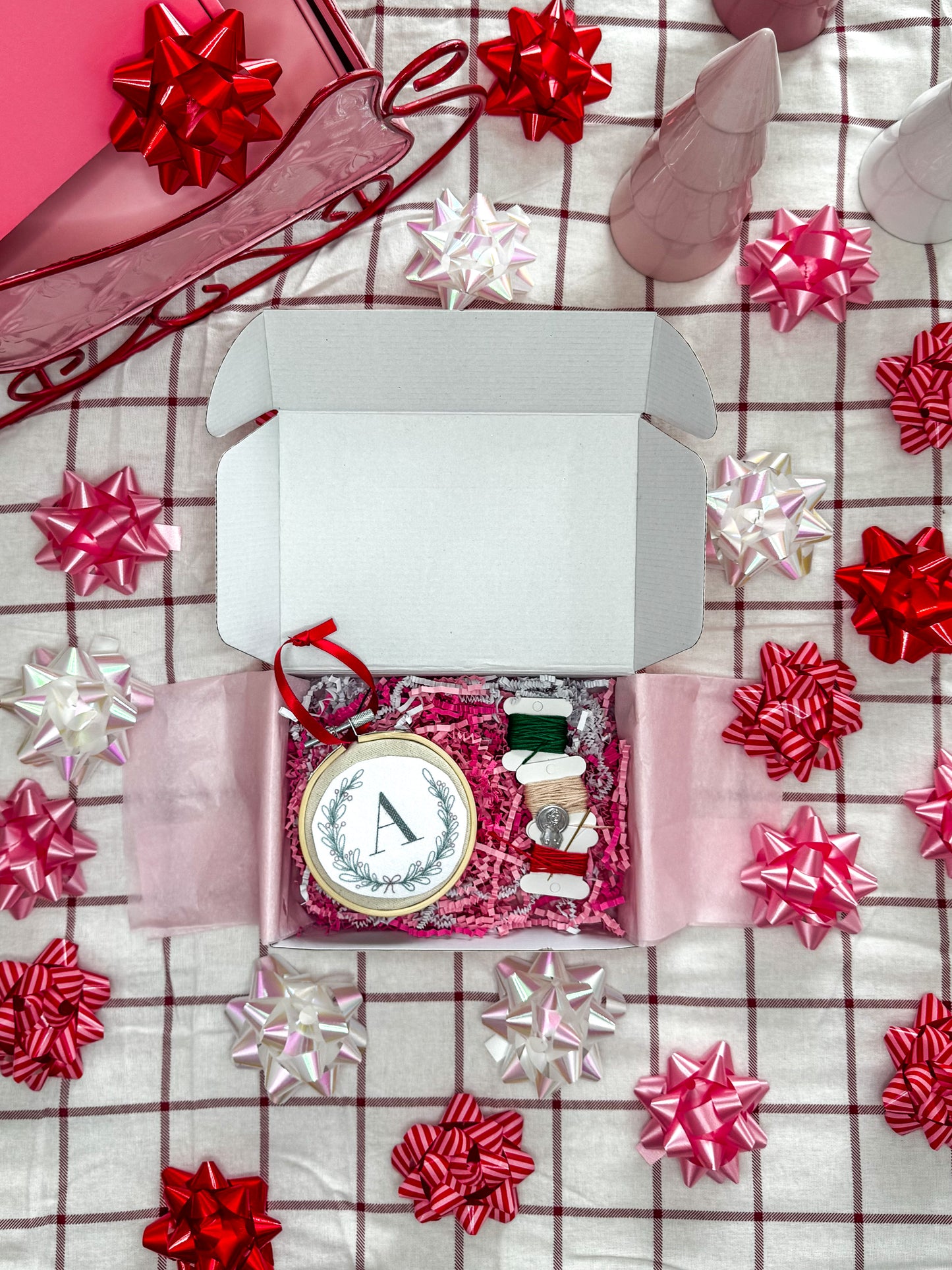 Ornements à Broder - Boite créative de Décembre